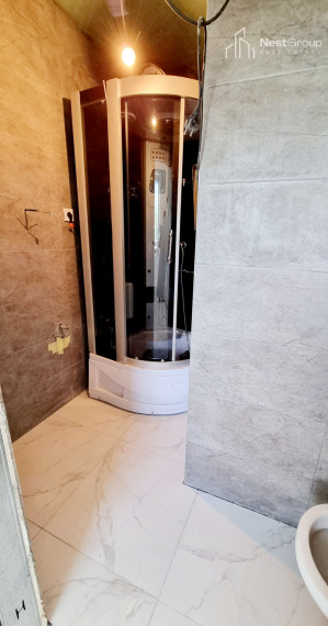 PREDANÉ Priestranný, kompletne zrekonštruovaný 2-izbový byt v tehlovom bytovom dome, Leopoldov