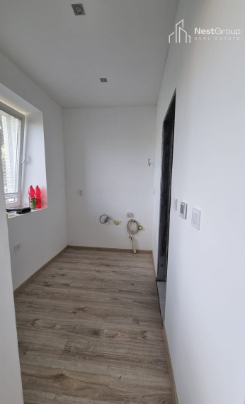 PREDANÉ Priestranný, kompletne zrekonštruovaný 2-izbový byt v tehlovom bytovom dome, Leopoldov