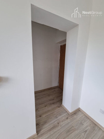 PREDANÉ Priestranný, kompletne zrekonštruovaný 2-izbový byt v tehlovom bytovom dome, Leopoldov