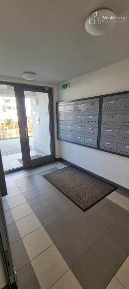 PREDANÉ 1-izb. byt v blízkosti Malých Karpát s parkovaním