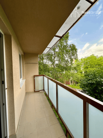 PREDANÉ Predaj zrekonštruovaného 3-izbového bytu v Hlohovci