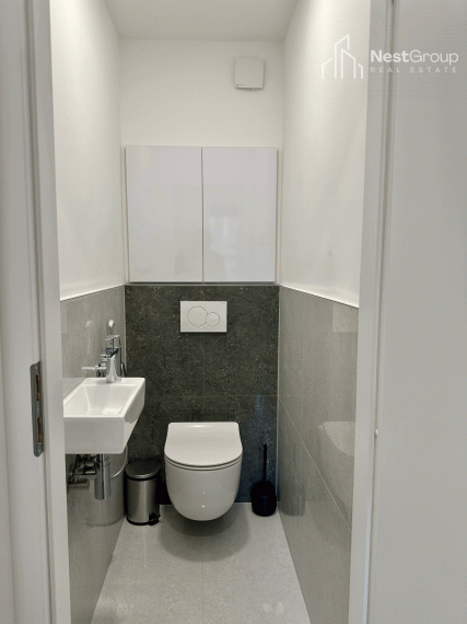 PREDANÉ Predaj zrekonštruovaného 3-izbového bytu v Hlohovci