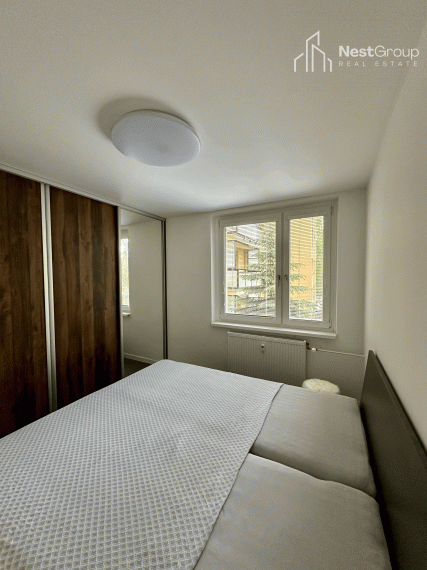 PREDANÉ Predaj zrekonštruovaného 3-izbového bytu v Hlohovci