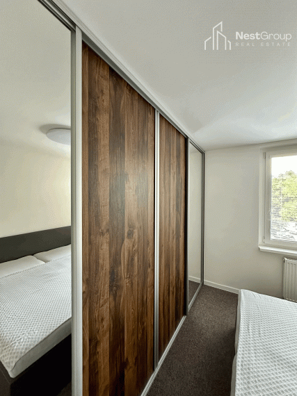 PREDANÉ Predaj zrekonštruovaného 3-izbového bytu v Hlohovci