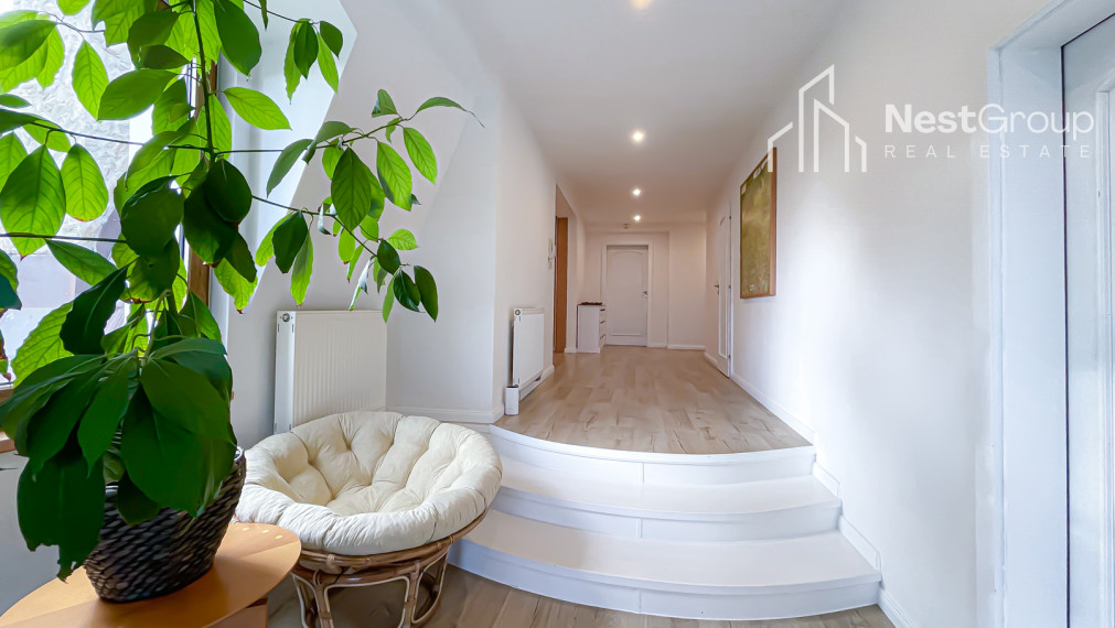 PREDANÉ Luxusná vila s bazénom a záhradou v Svätom Jure