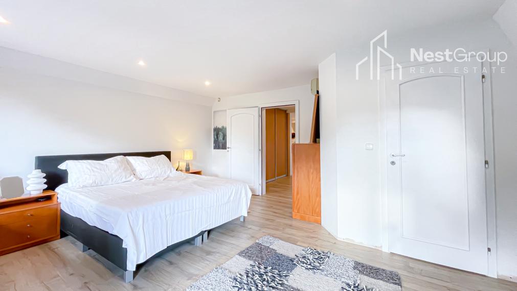 PREDANÉ Luxusná vila s bazénom a záhradou v Svätom Jure