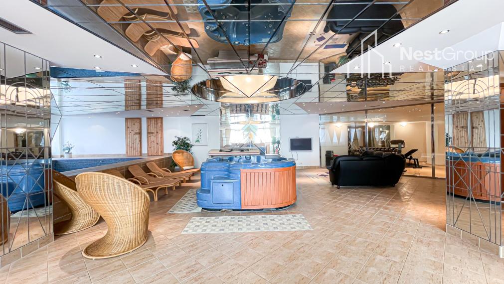 EXKLUZÍVNE Predaj administratívnej budovy, súkromný areál, sklady