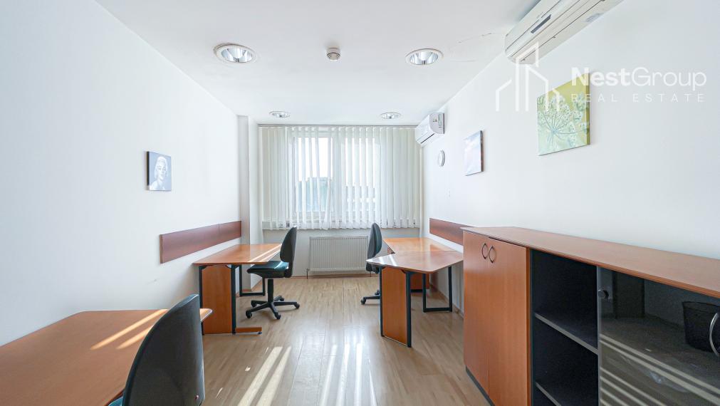 EXKLUZÍVNE Predaj administratívnej budovy, súkromný areál, sklady