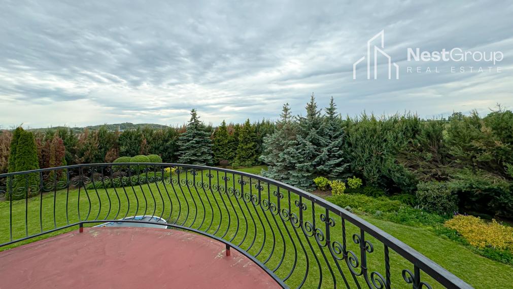 ZNÍŽENÁ CENA!6- IZBOVÝ RD S DVOJGARÁŽOU,VEĽKÝ POZEMOK 1,65HA