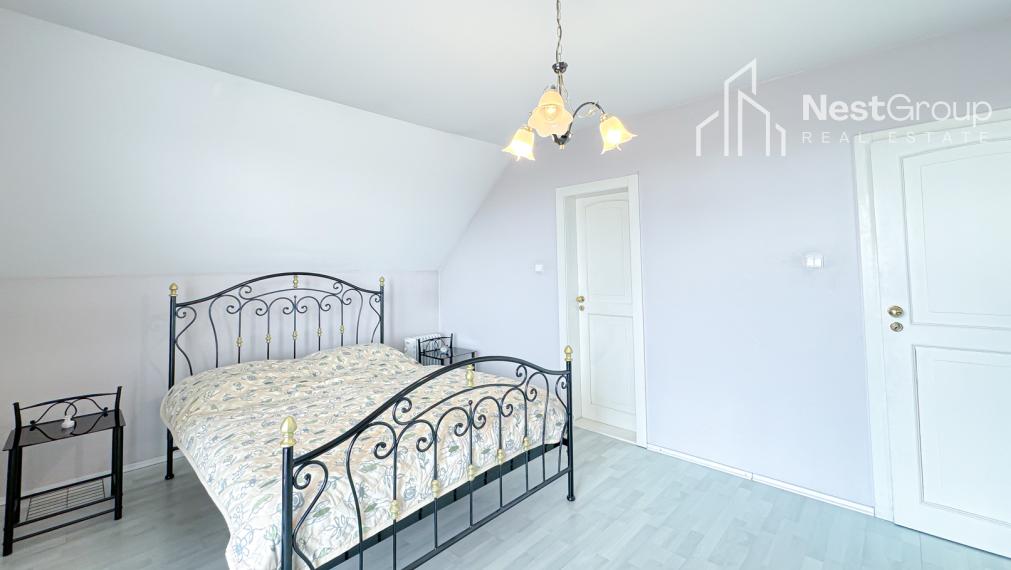 ZNÍŽENÁ CENA!6- IZBOVÝ RD S DVOJGARÁŽOU,VEĽKÝ POZEMOK 1,65HA