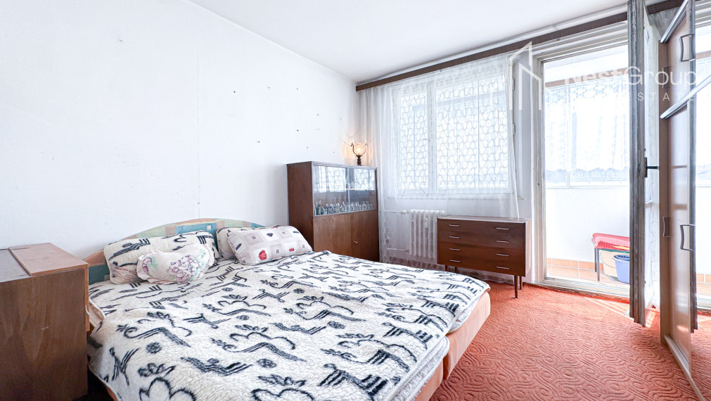 PREDANÉ 3-izbový byt, pôvodný stav ul. Toryská