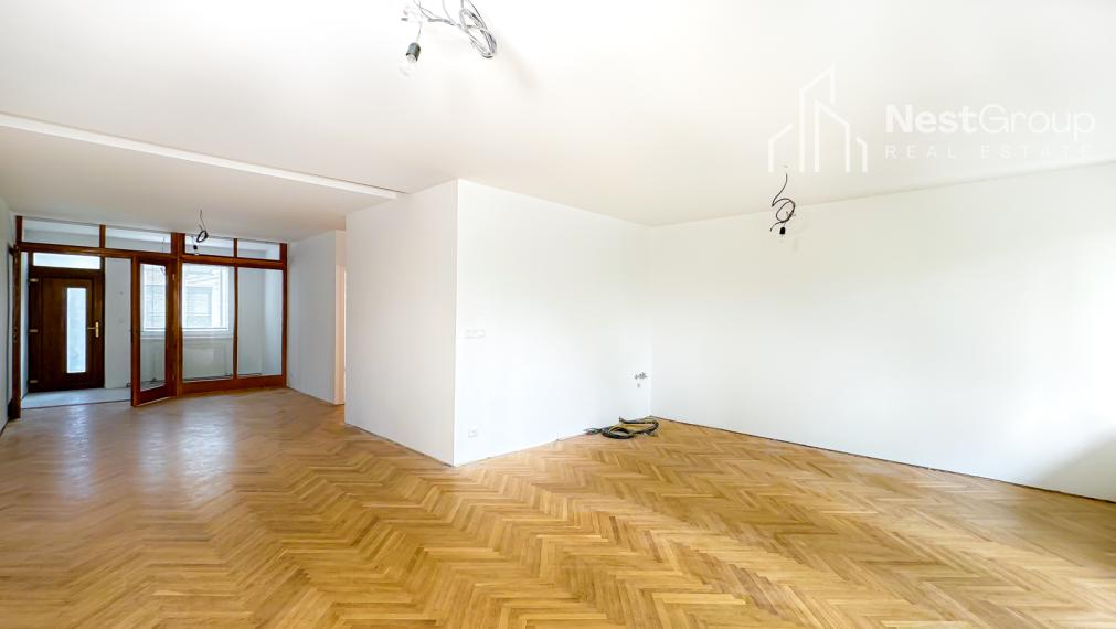 PREDANÉ 3 (4)-izbový byt s loggiou v centre mesta, Žilina