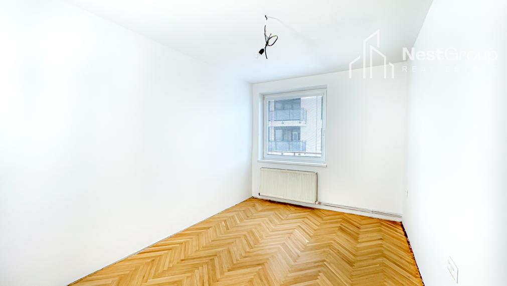 PREDANÉ 3 (4)-izbový byt s loggiou v centre mesta, Žilina