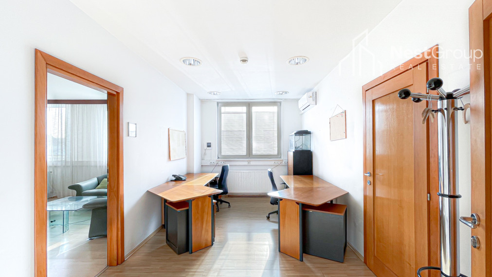 Prenájom menšia kancelária 15m2, Zlaté piesky, BA II.