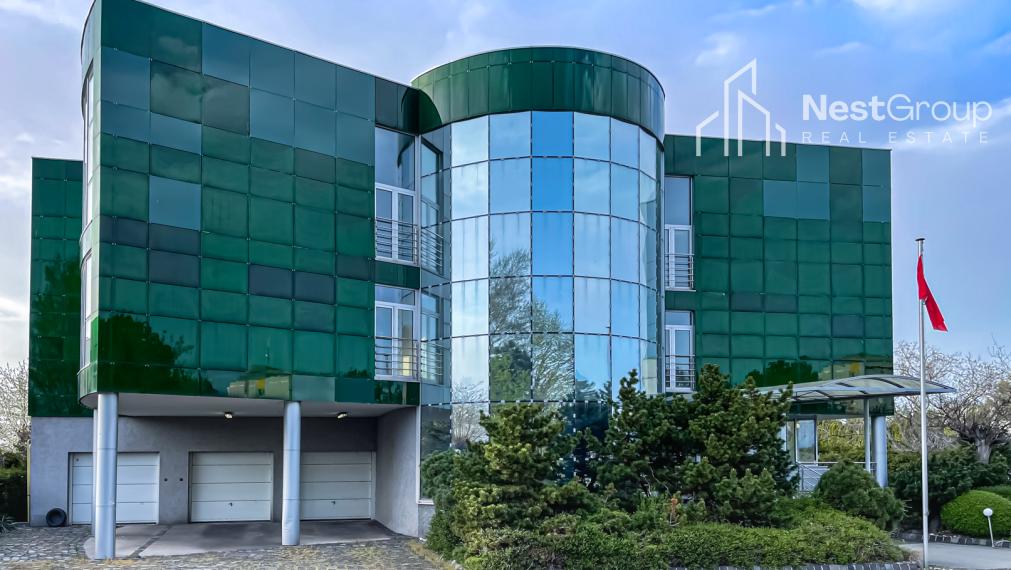 Prenájom menšia kancelária 15m2, Zlaté piesky, BA II.