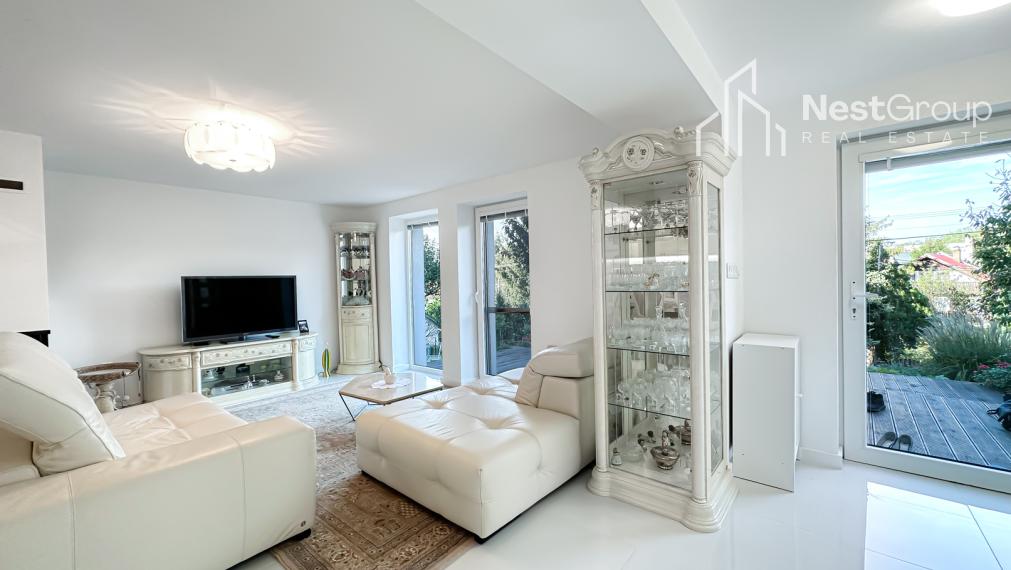 PREDANÉ 3-i. RD  priamo pod lesom v lokalite Podkerepušky