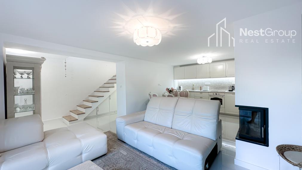 PREDANÉ 3-i. RD  priamo pod lesom v lokalite Podkerepušky