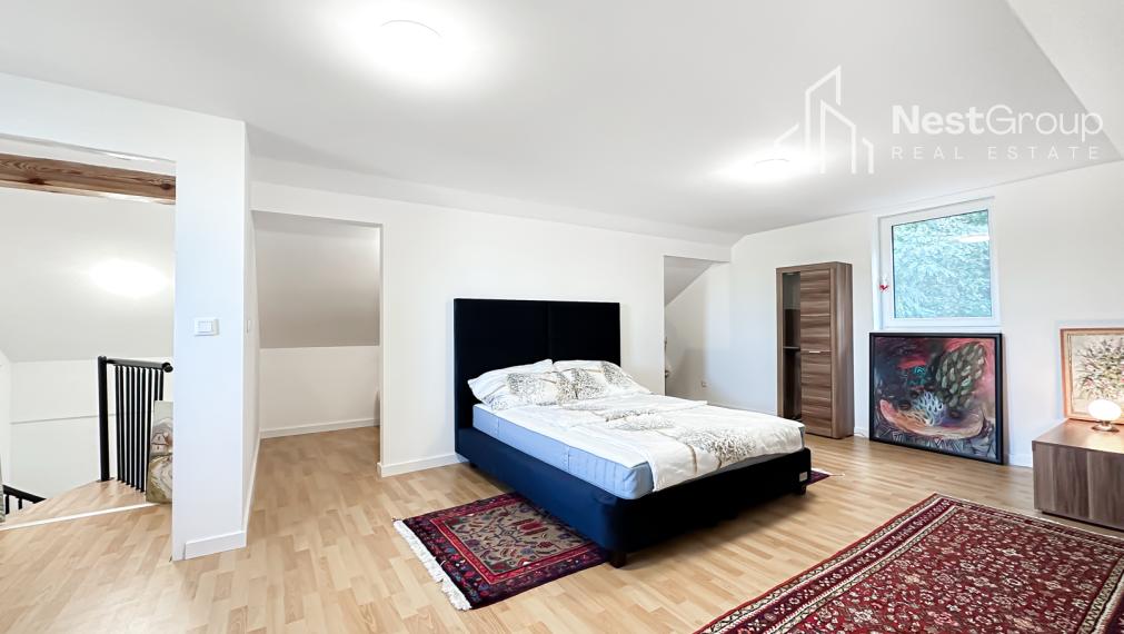 PREDANÉ 3-i. RD  priamo pod lesom v lokalite Podkerepušky