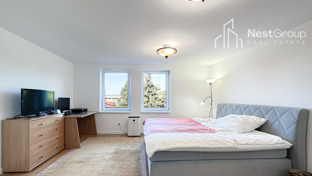 PREDANÉ 3-i. RD  priamo pod lesom v lokalite Podkerepušky