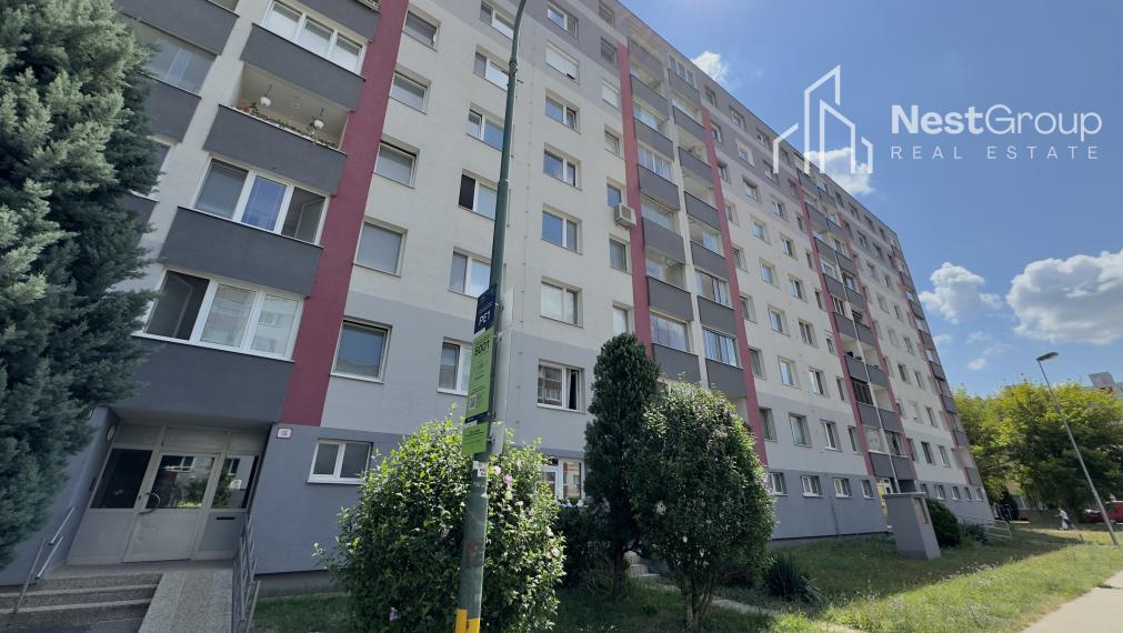 PREDANÉ 4i klimatizovaný byt, Farského, Petržalka