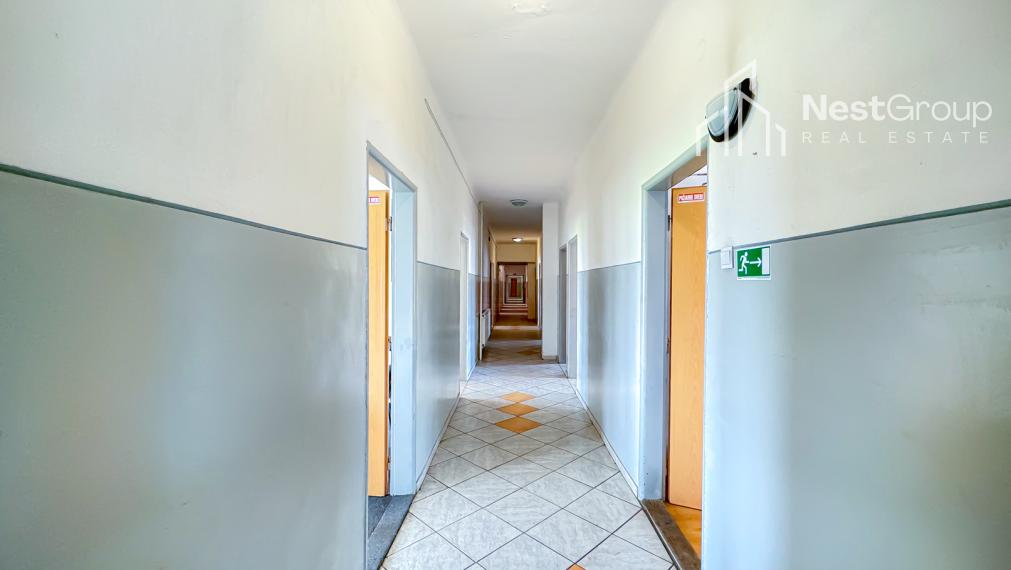 NA PRENÁJOM SKLADY, KANCELÁRIE, GARÁŽE, TOP POLOHA