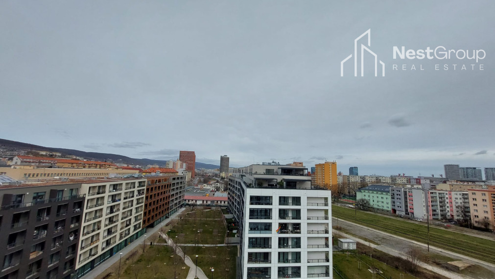 Prenajaté 2-izbový byt s parkovaním na Račianskej ulici