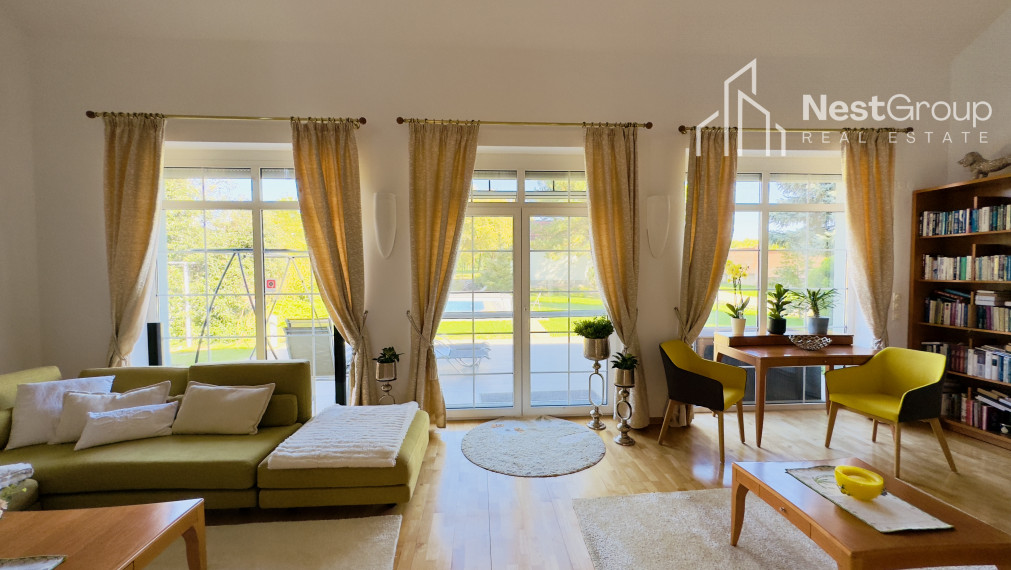 Predaj 6-izbová rodinná vila s lukratívnym pozemkom 2500m2, Senec