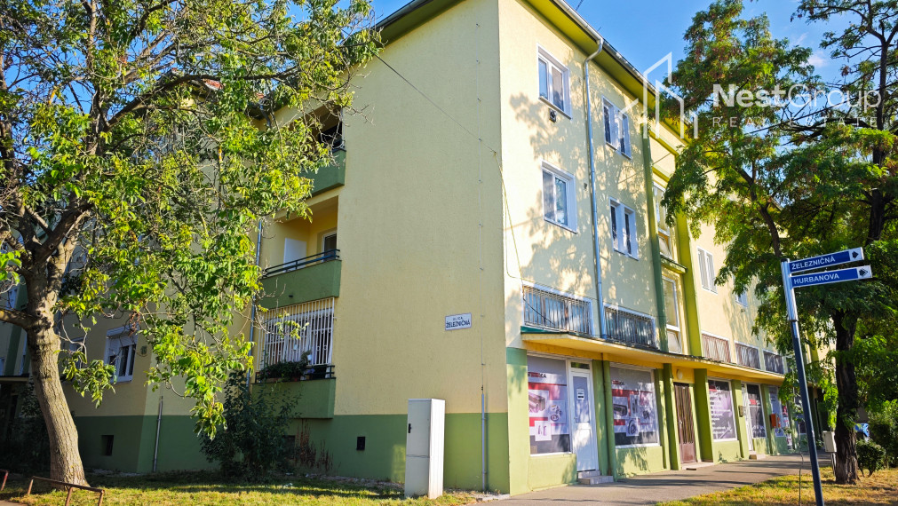 PREDANÉ priestranný 3 izbový byt Hlohovec, 95,55 m2