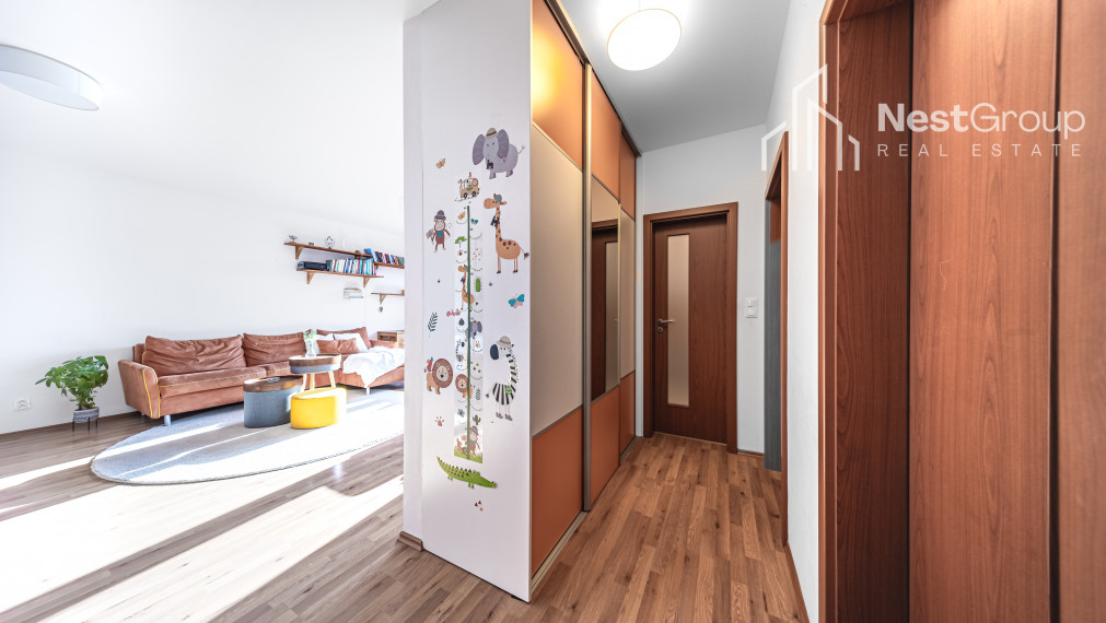 PREDANÉ Väčší 3-izbový byt 94 m2 s veľkou loggiou, Stupava