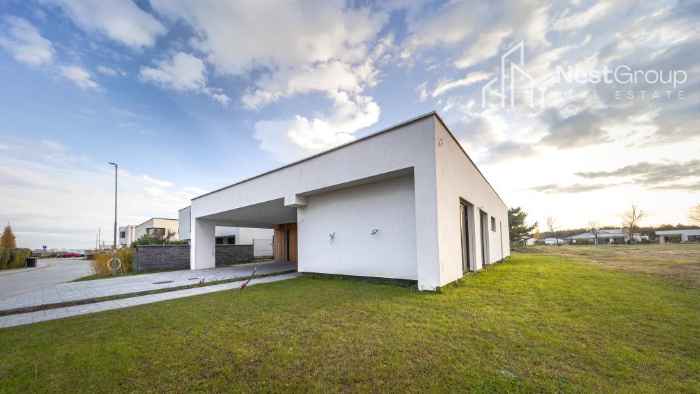 PREDANÉ KVALITNÝ 4-IZBOVÝ BUNGALOV 178 m2 S POZEMKOM 707 m2