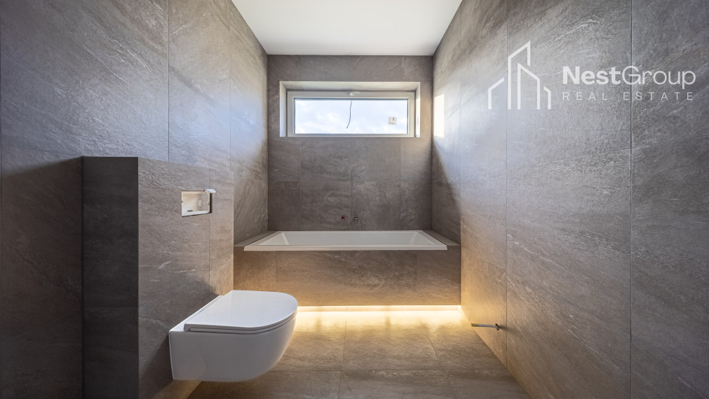 PREDANÉ KVALITNÝ 4-IZBOVÝ BUNGALOV 178 m2 S POZEMKOM 707 m2