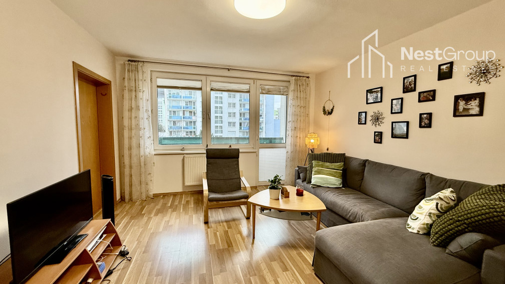 PRENAJATÉ priestranný 3i byt s loggiou, Podunajské Biskupice