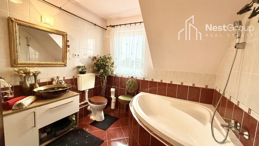 EXKLUZÍVNE PREDAJ príjemný 3-izbový RD, Bezenye, Maďarsko