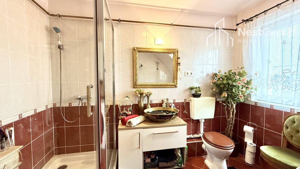 EXKLUZÍVNE PREDAJ príjemný 3-izbový RD, Bezenye, Maďarsko