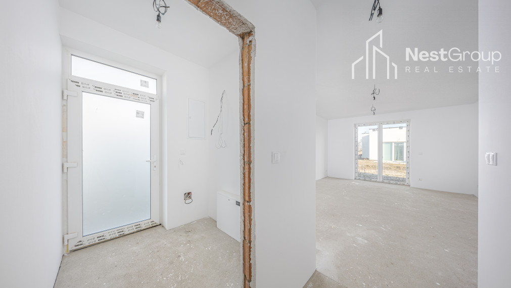 PREDAJ NOVOSTAVBA 4-IZBOVÝ BUNGALOV, POZEMOK 300 m2, HUBICE