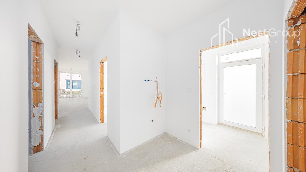 PREDAJ NOVOSTAVBA 4-IZBOVÝ DVOJPODLAŽNÝ RD, POZEMOK 300m2