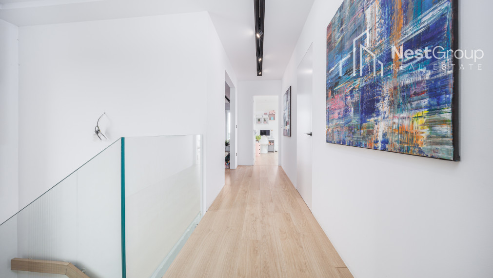 PREDANÉ TOP DIZAJNOVÁ 5-IZBOVÁ VILA S POZEMKOM 1127m2