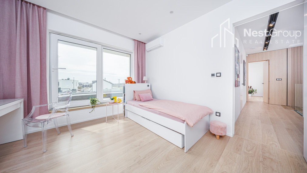 PREDANÉ TOP DIZAJNOVÁ 5-IZBOVÁ VILA S POZEMKOM 1127m2