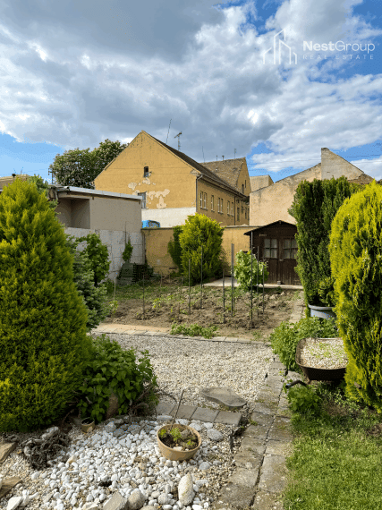 REZERVOVANÉ 3-izbový rodinný dom v Leopoldove