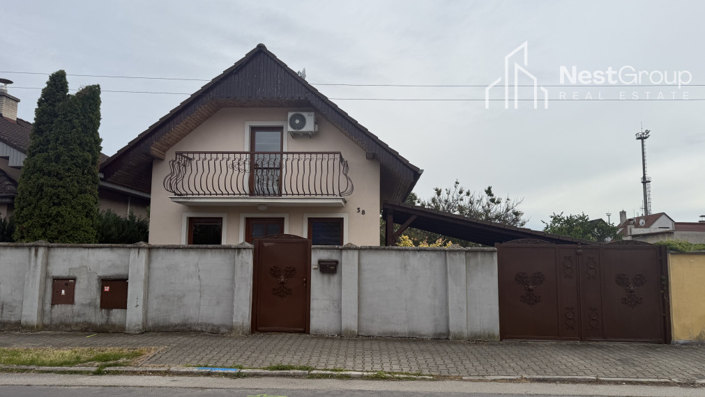 REZERVOVANÉ 3-izbový rodinný dom v Leopoldove