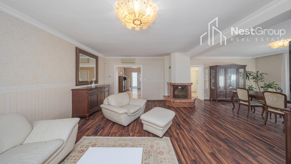 TOP CENA!!! RODINNÁ VILA S BAZÉNOM, POZEMOK 975 m2, GARÁŽ