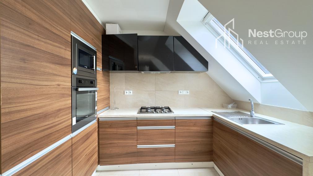 ZNÍŽENÁ CENA RD so záhradou a garážou, Gruzínska ulica-Prievoz, Bratislava