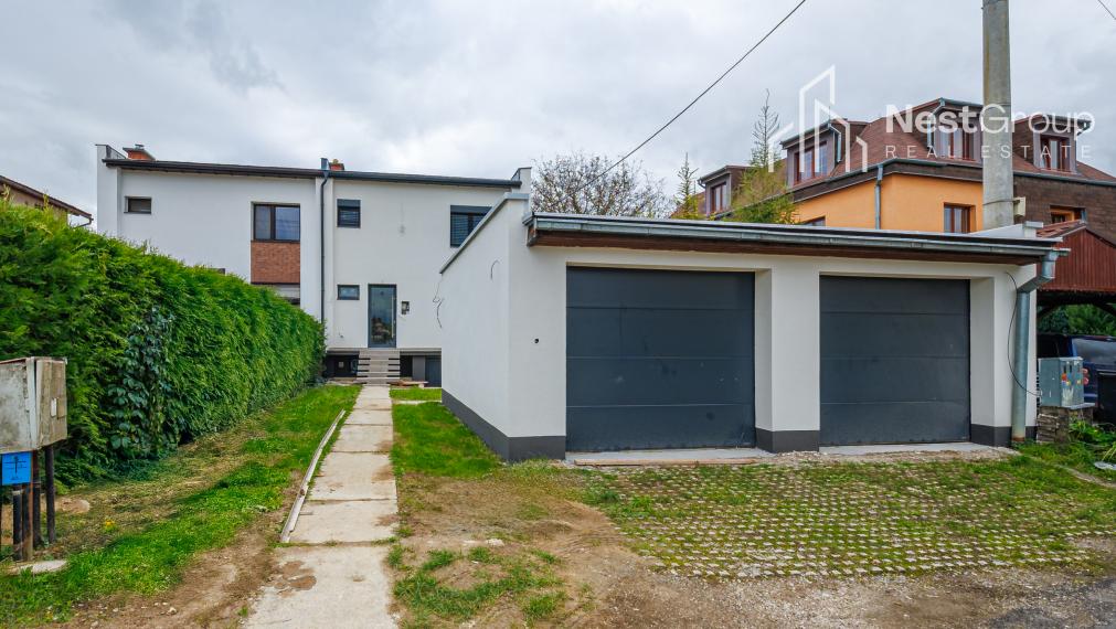 KOMPLETNE ZREKONŠTRUOVANÝ 5- IZB. RD S DVOJGARÁŽOU V BYTČICI