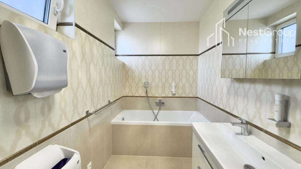 PREDAJ moderný 4i rodinný dom s vyhrievaným bazénom pri Piešťanoch