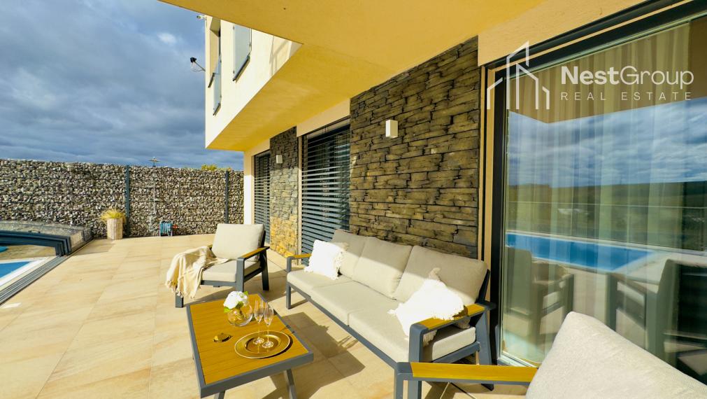 PREDAJ moderný 4i rodinný dom s vyhrievaným bazénom pri Piešťanoch