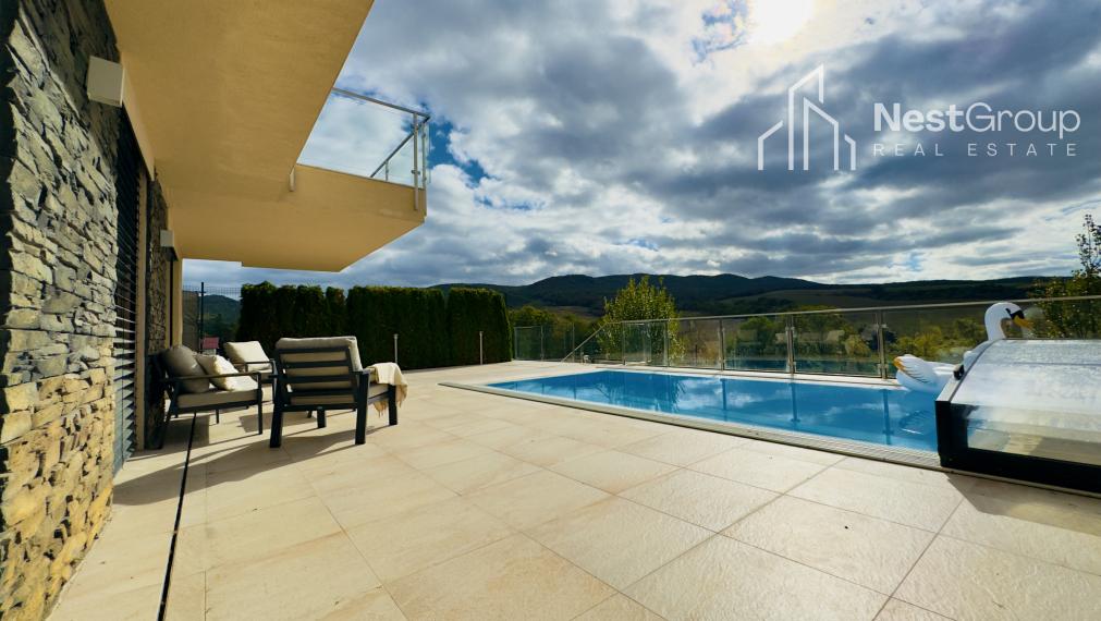 PREDAJ moderný 4i rodinný dom s vyhrievaným bazénom pri Piešťanoch