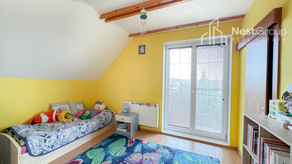 ZNÍŽENÁ CENA 6- IZBOVÝ RD S DVOJGARÁŽOU,VEĽKÝ POZEMOK 1,65ha