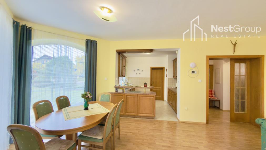 Predaj 6-izbového rodinného domu s wellnessom v Starej Turej