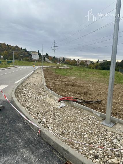 Predaj stavebného pozemku za Hlohovcom (Pánska Niva II)