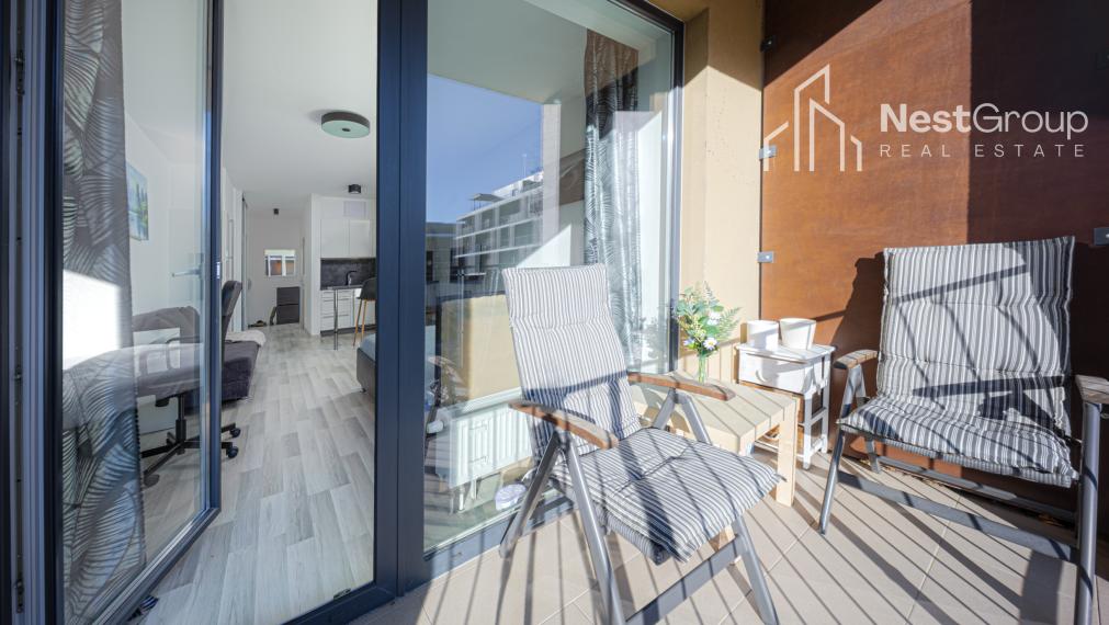 VEĽKÝ A SLNEČNÝ 1-IZBOVÝ BYT 36 m2 S  BALKÓNOM, SLNEČNICE